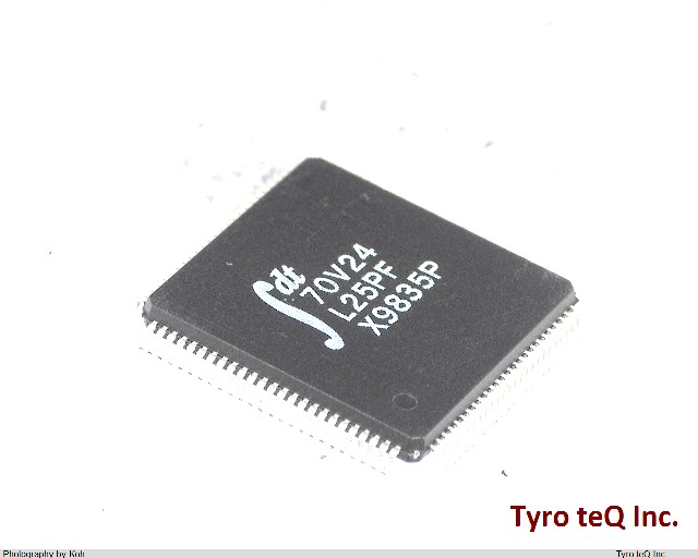 IDT70V24L25PF