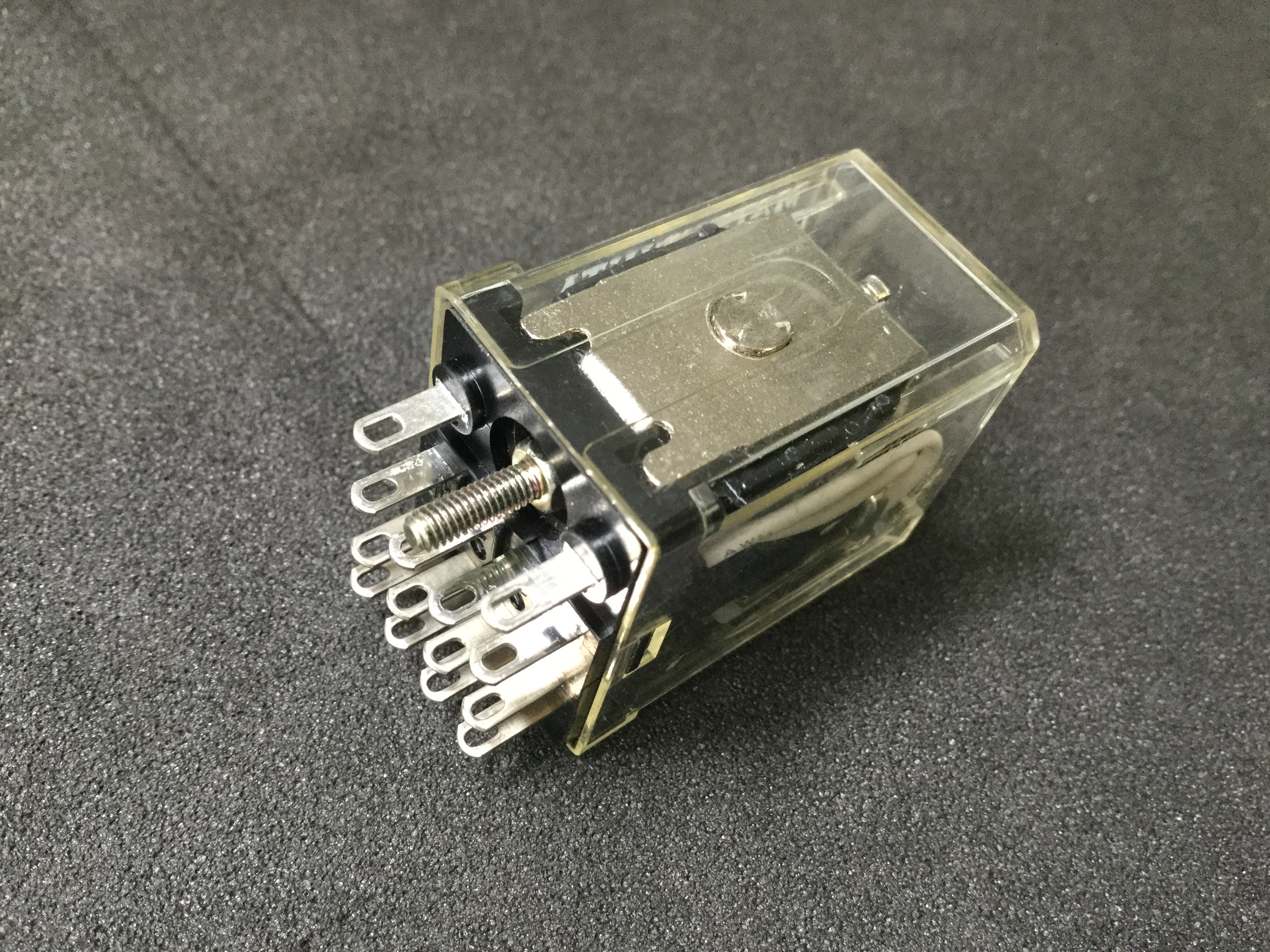 HC4D-AC100V