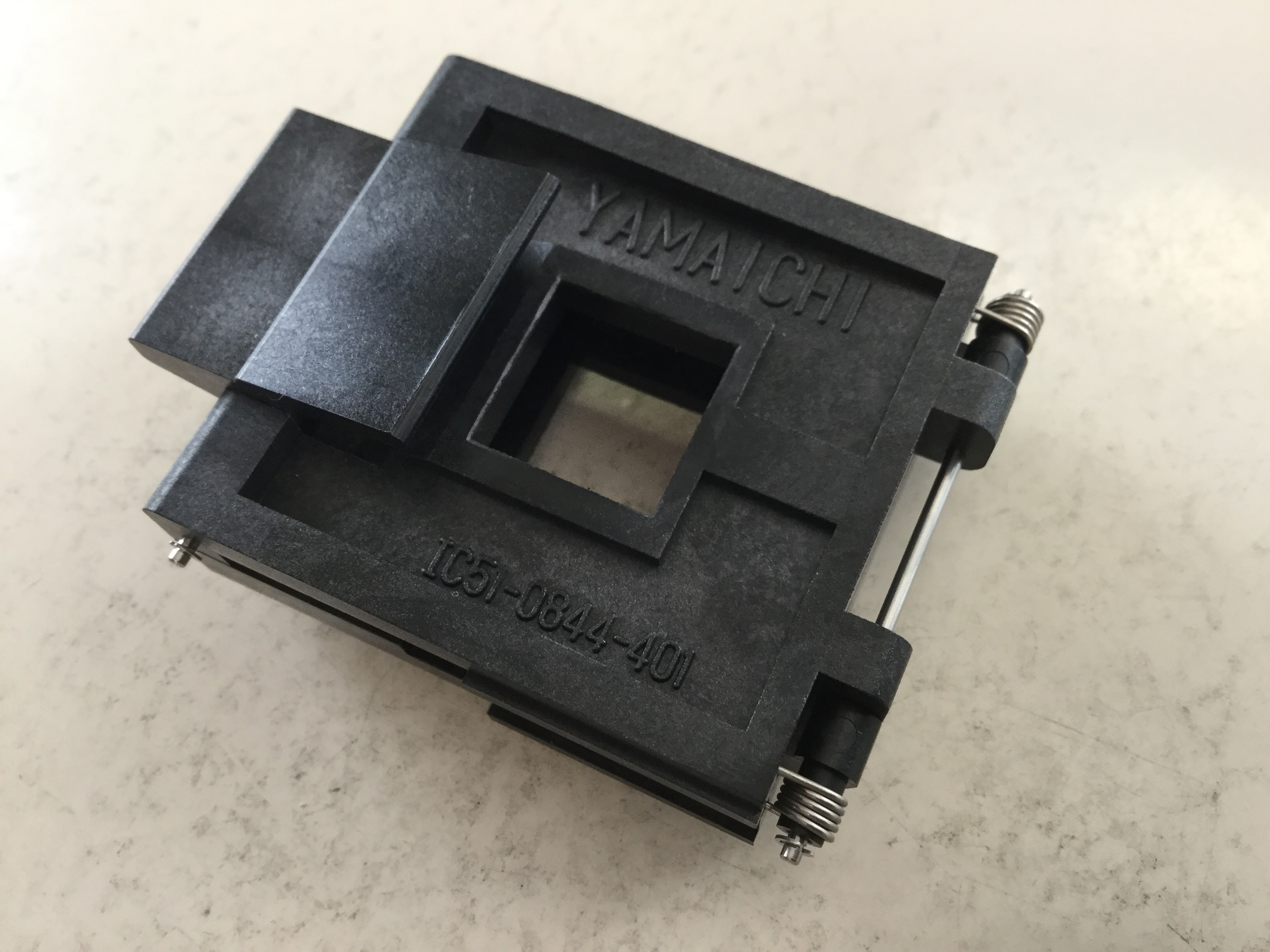 IC51-0844-401