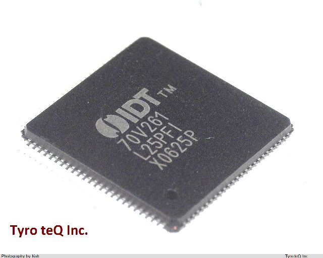 IDT70V261L25PFI