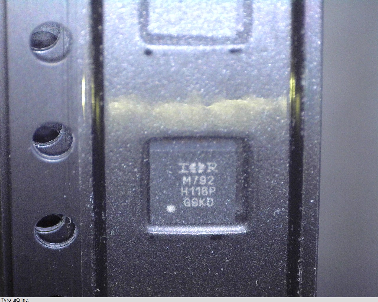 IRFHM792TR2