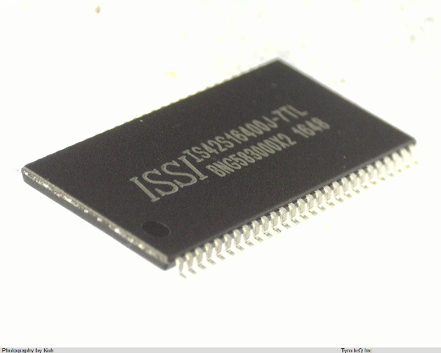 IS42S16400J-7TL