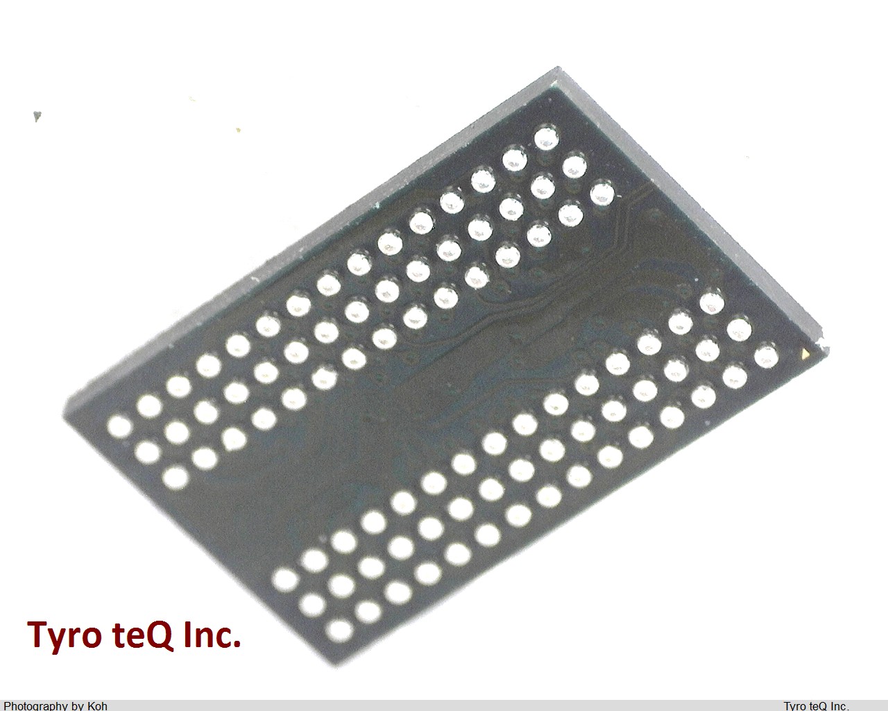 IS42S32800D-6BL
