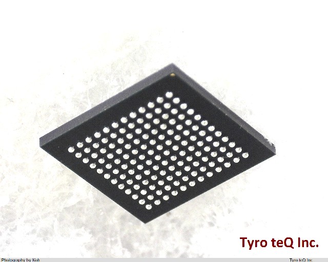 IS43R32400E-5BL