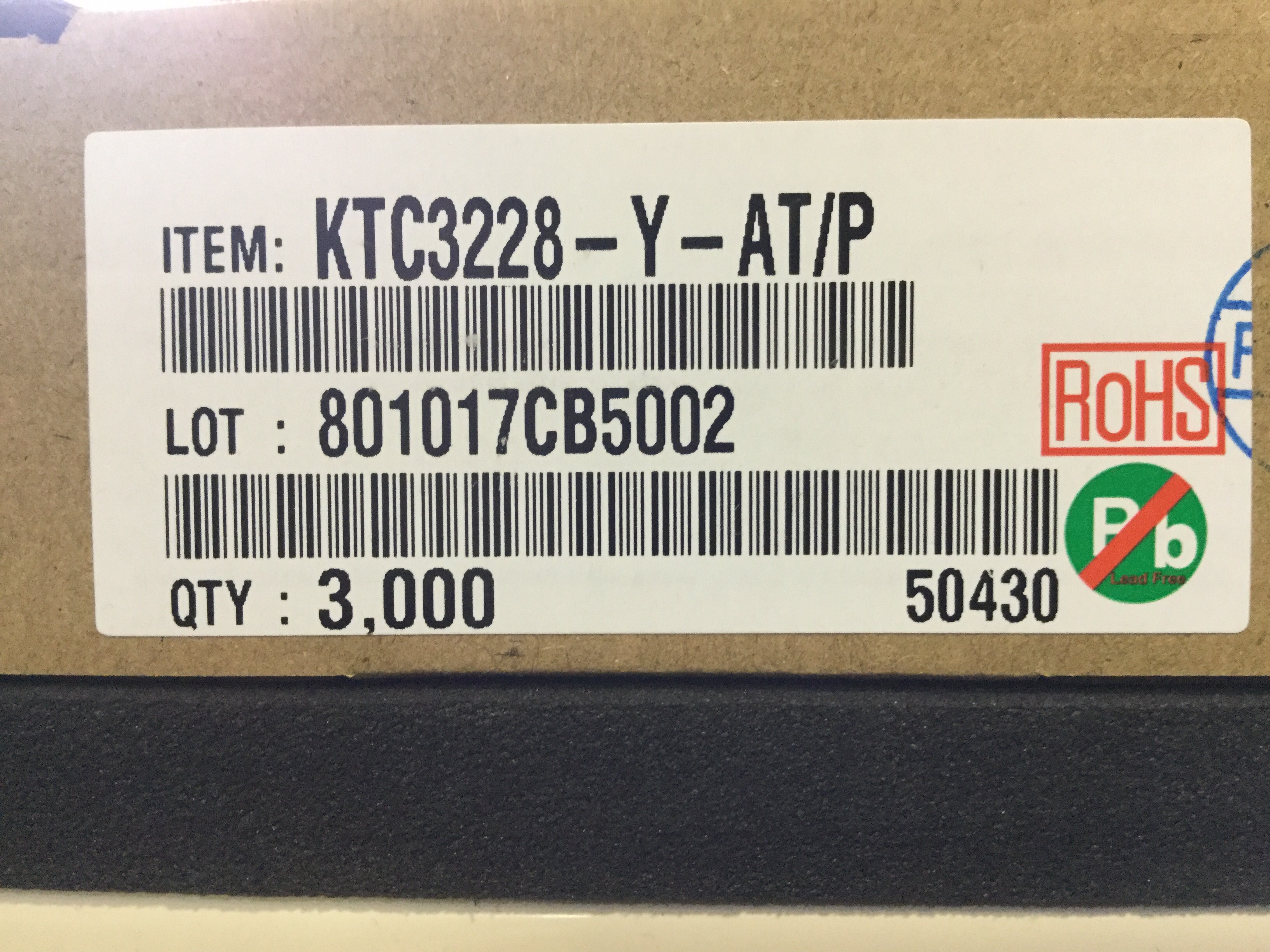 KTC3228-Y-AT/P