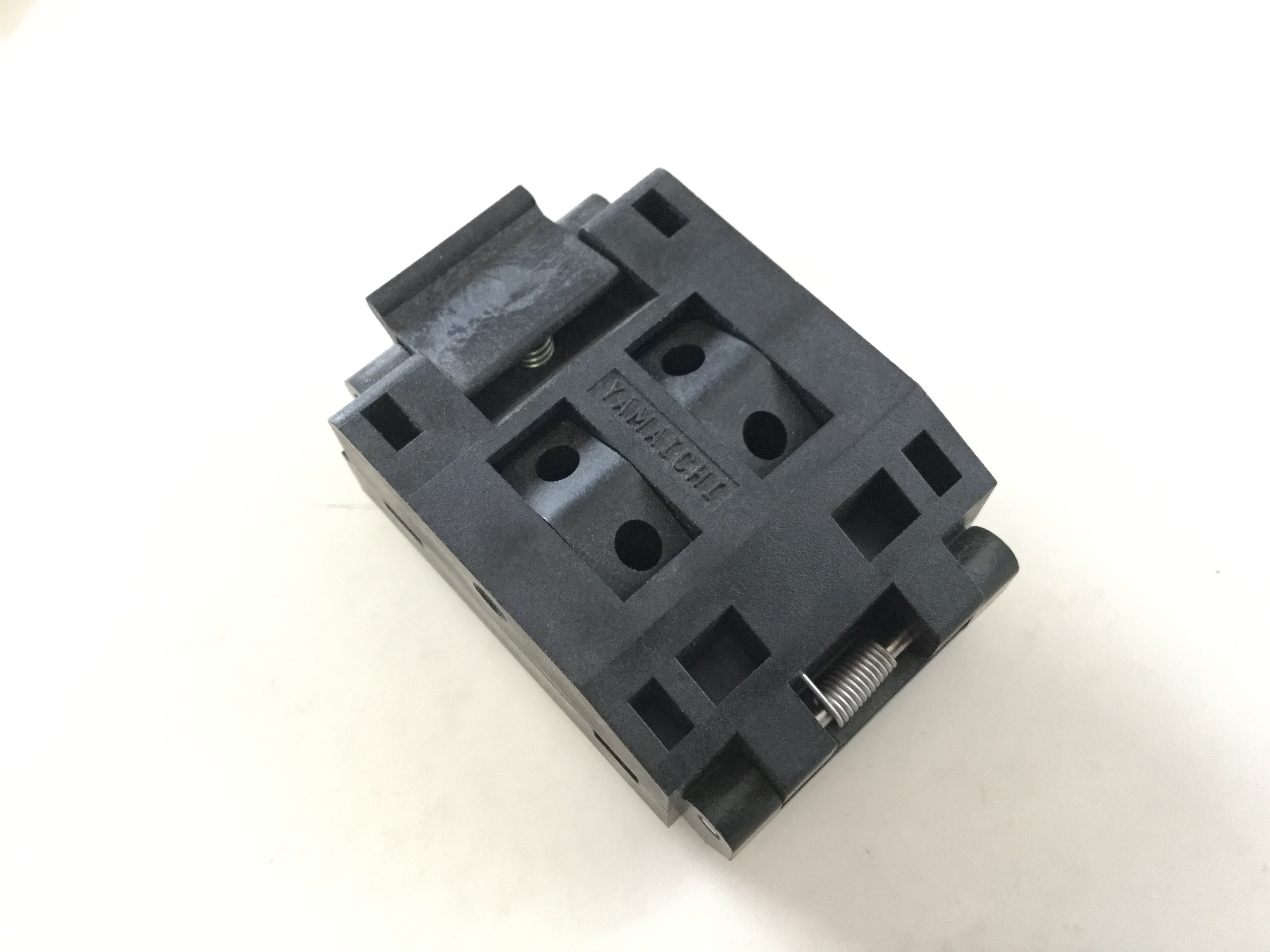 IC51-0804-819-1