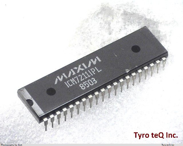ICM7211IPL
