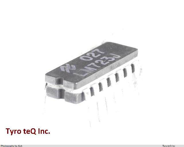 LM723J