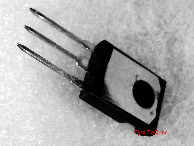 LT1084CP-12