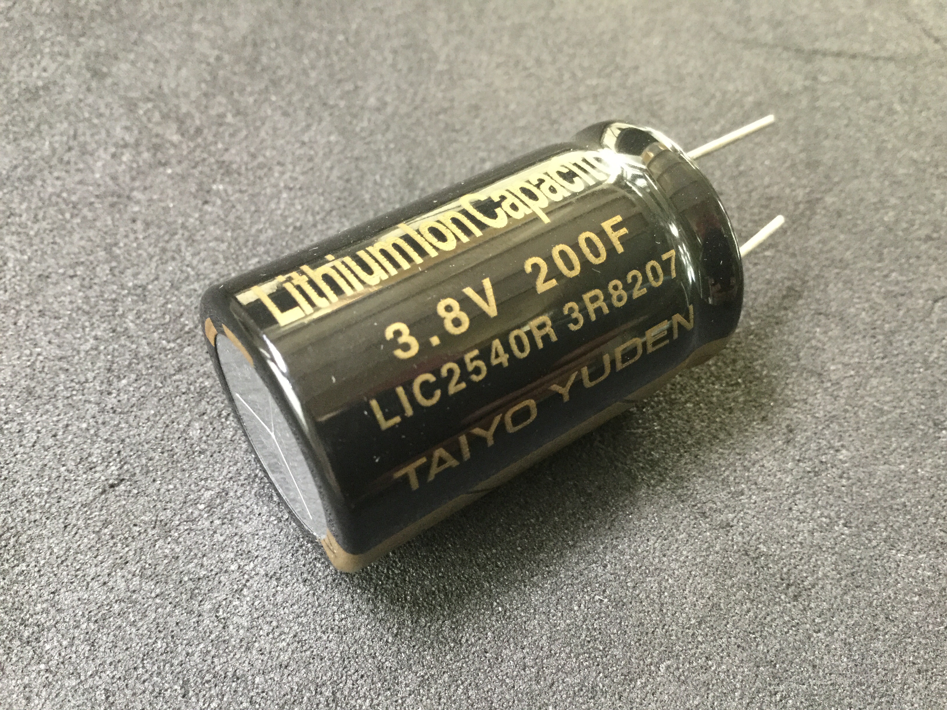 LIC2540R 3R8207