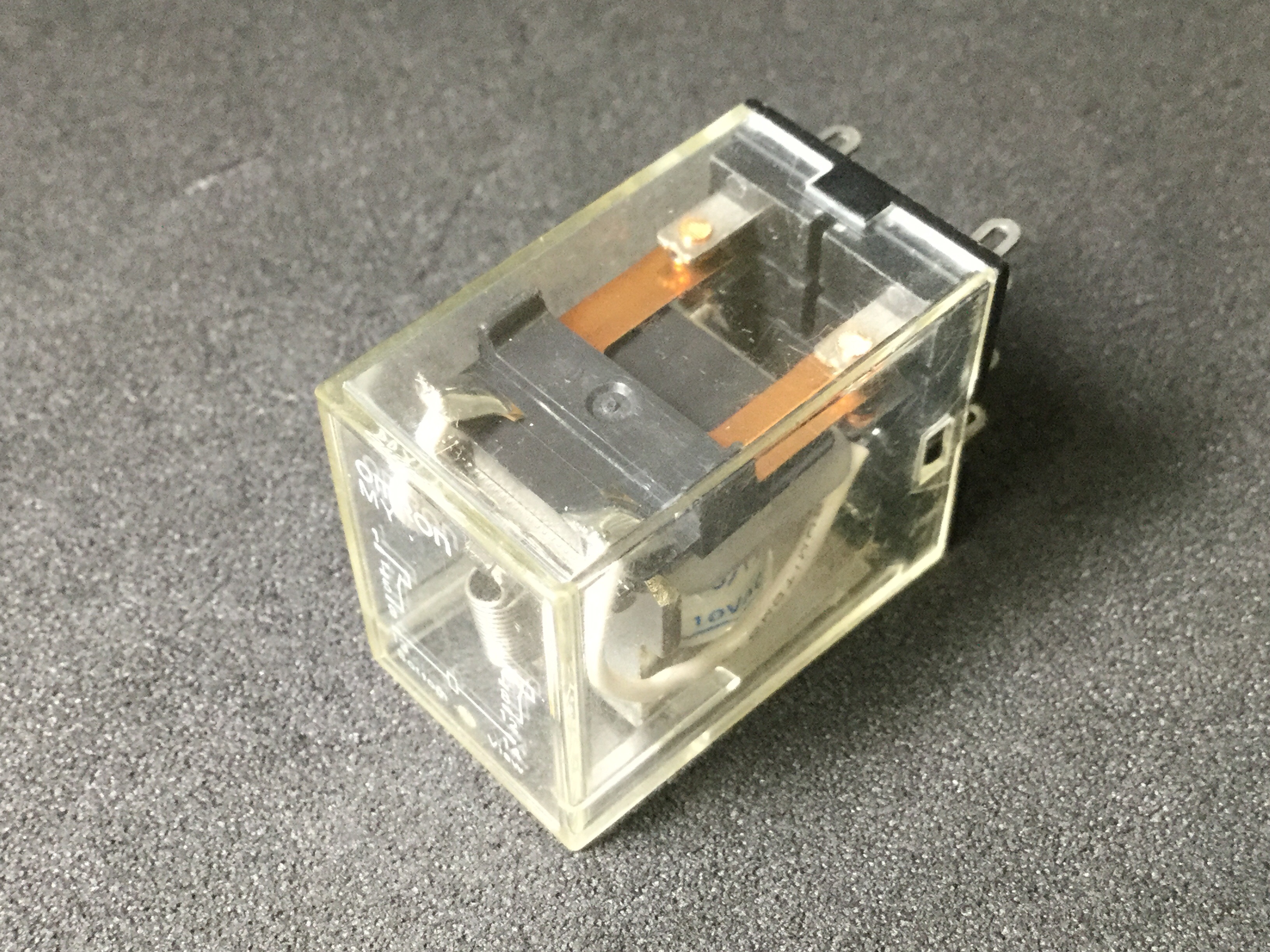 LY2N-D2-DC24