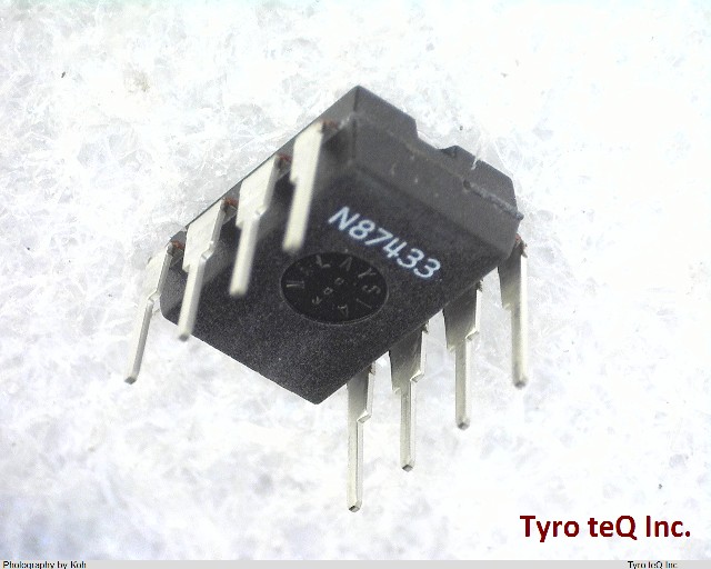 LT1208CN8