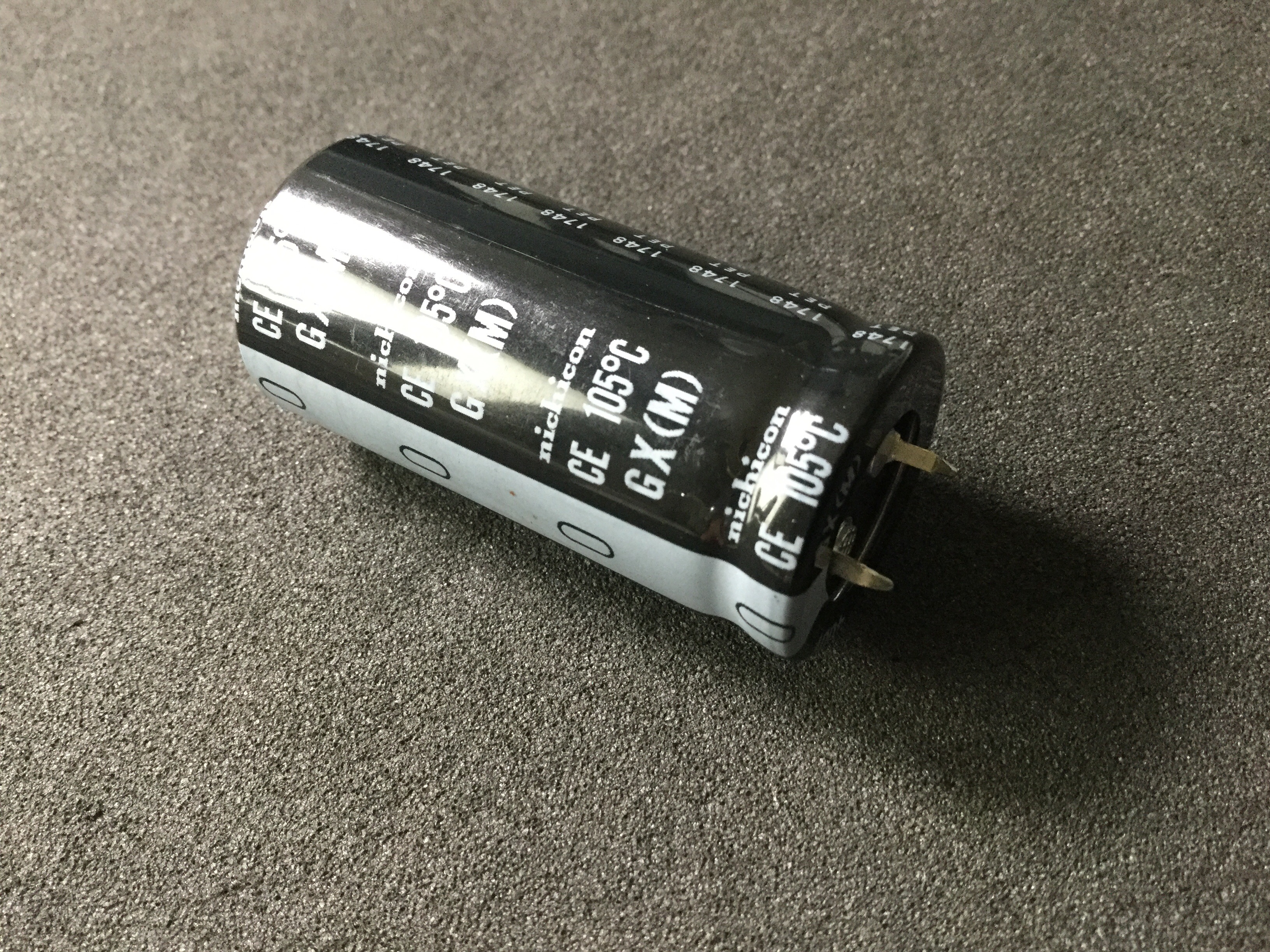 LGX2G391MELA50