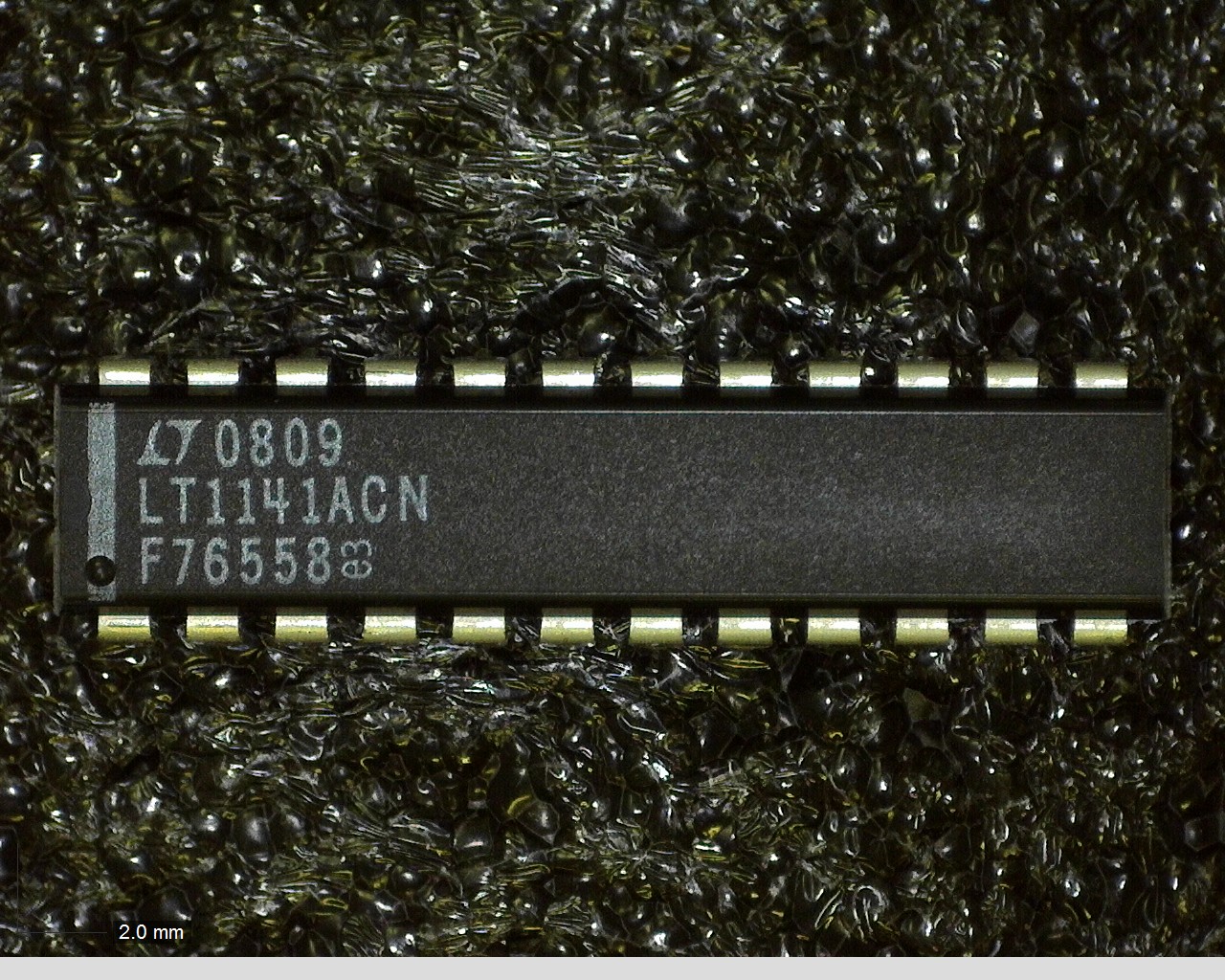 LT1141ACN