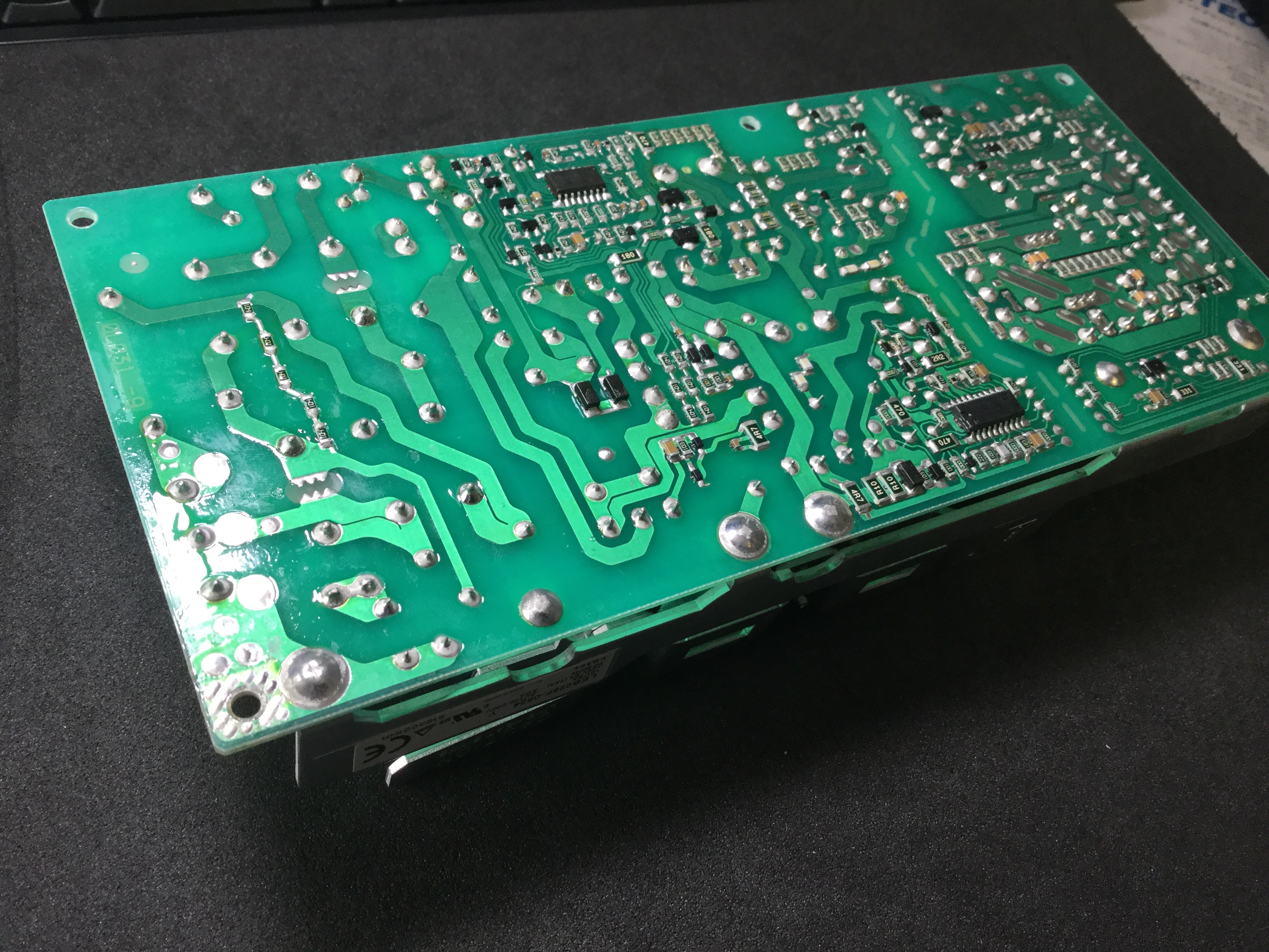 LEB225F-0524