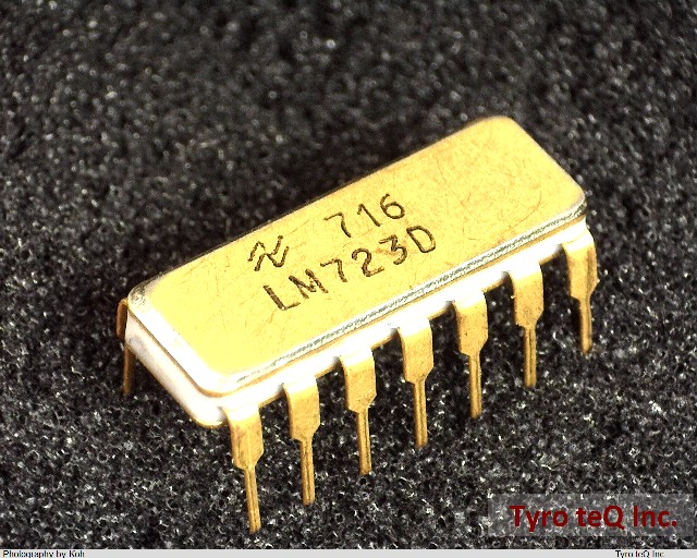 LM723D