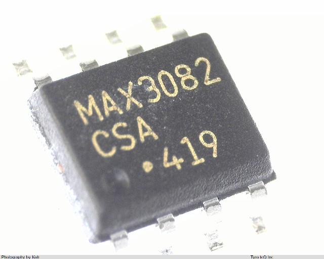 MAX3082CSA