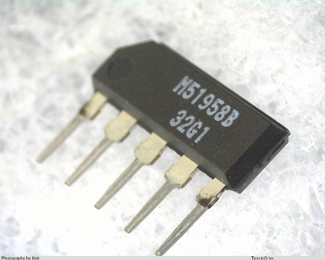 M51958B