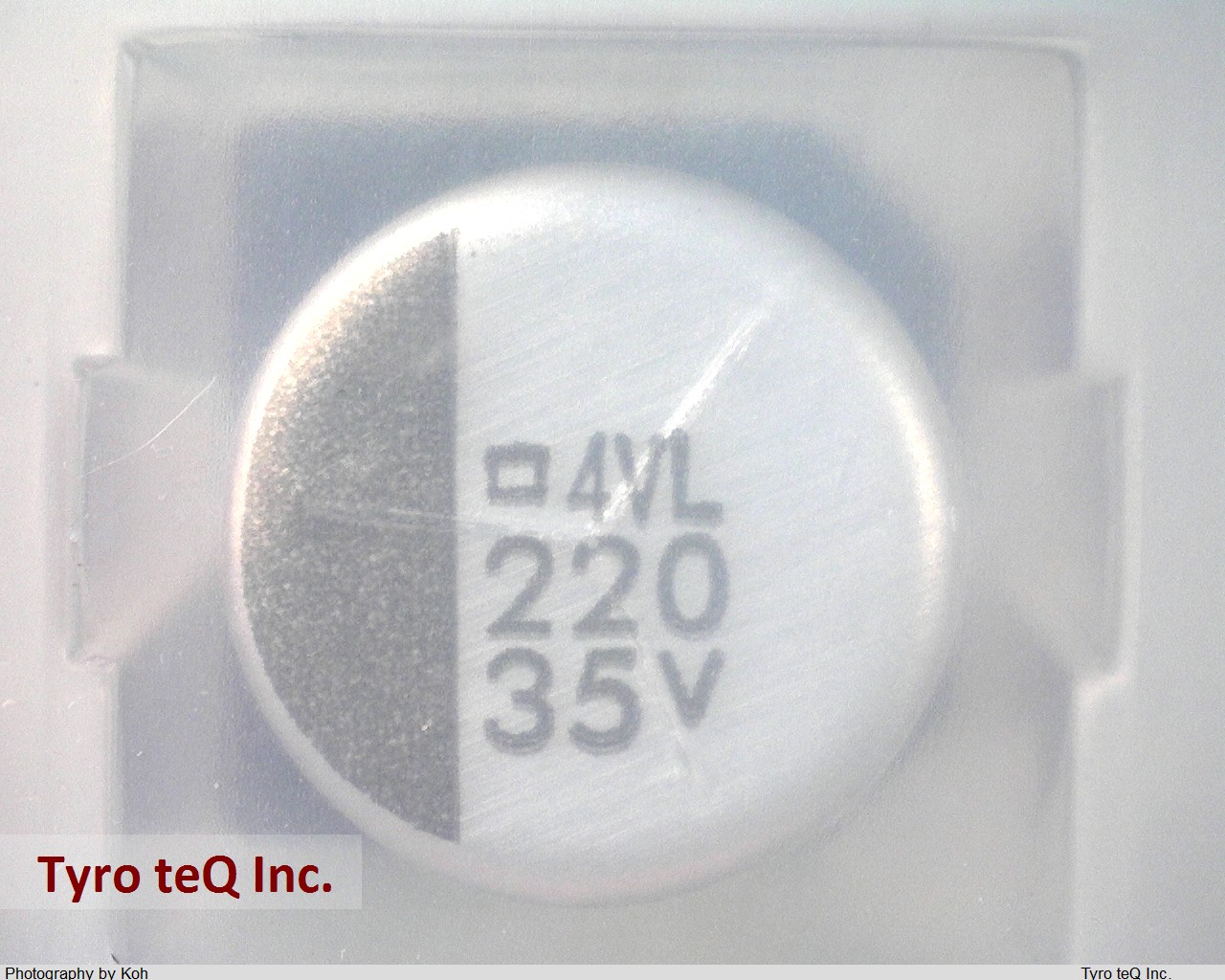 MVL35VC220MJ10