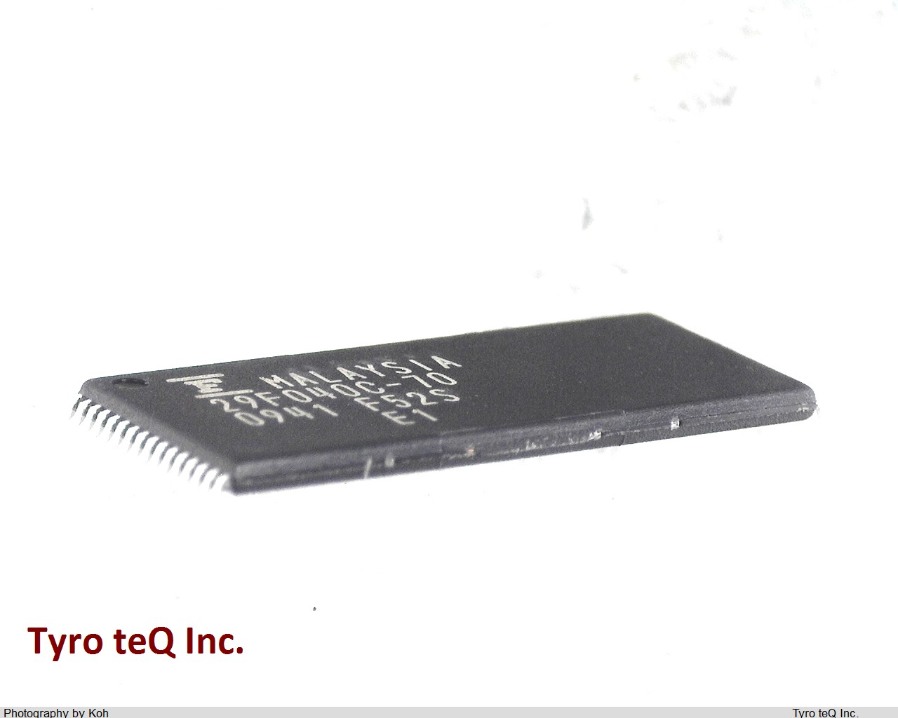 MBM29F040C-70PFTN