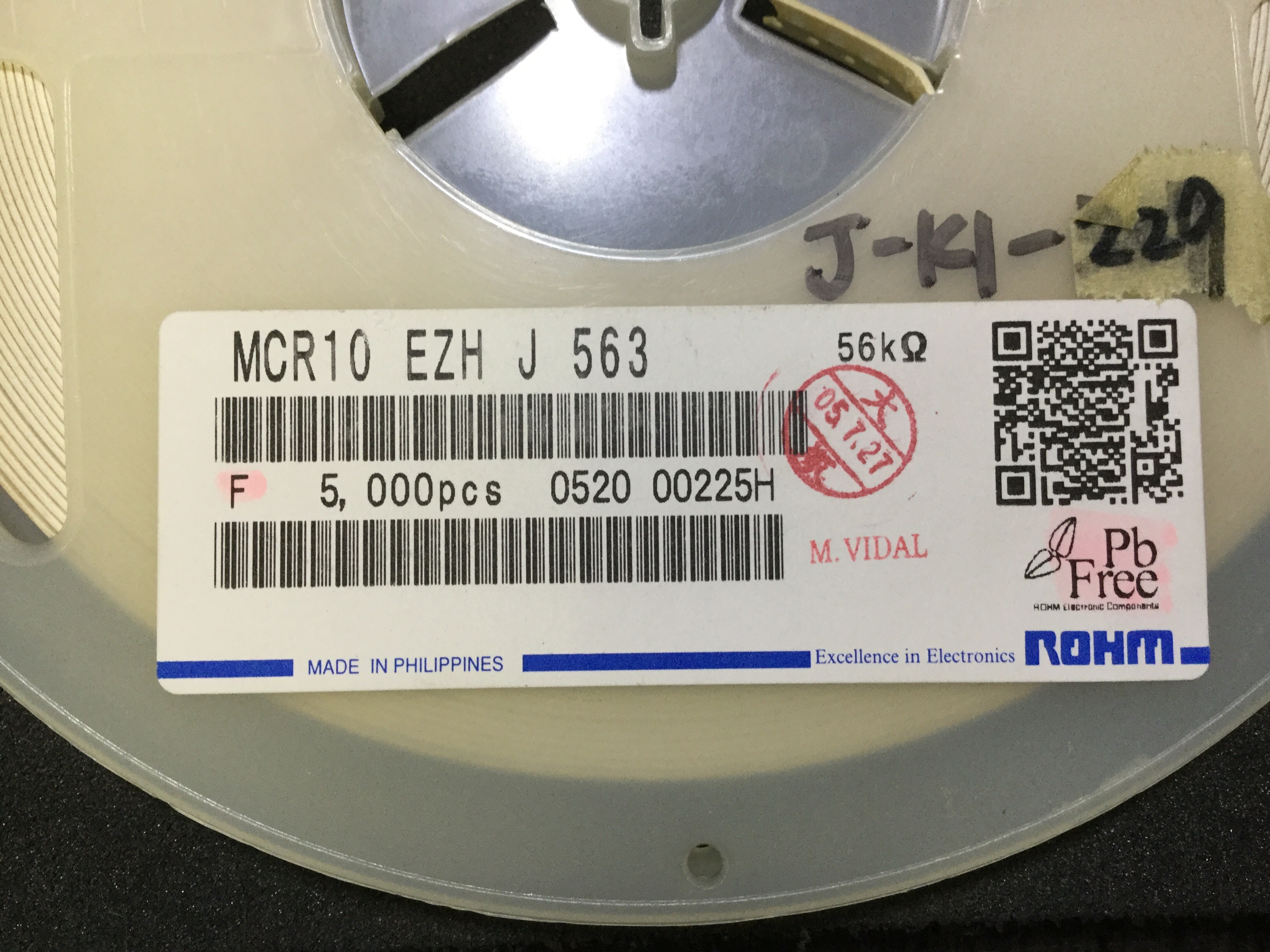 MCR10EZHJ563