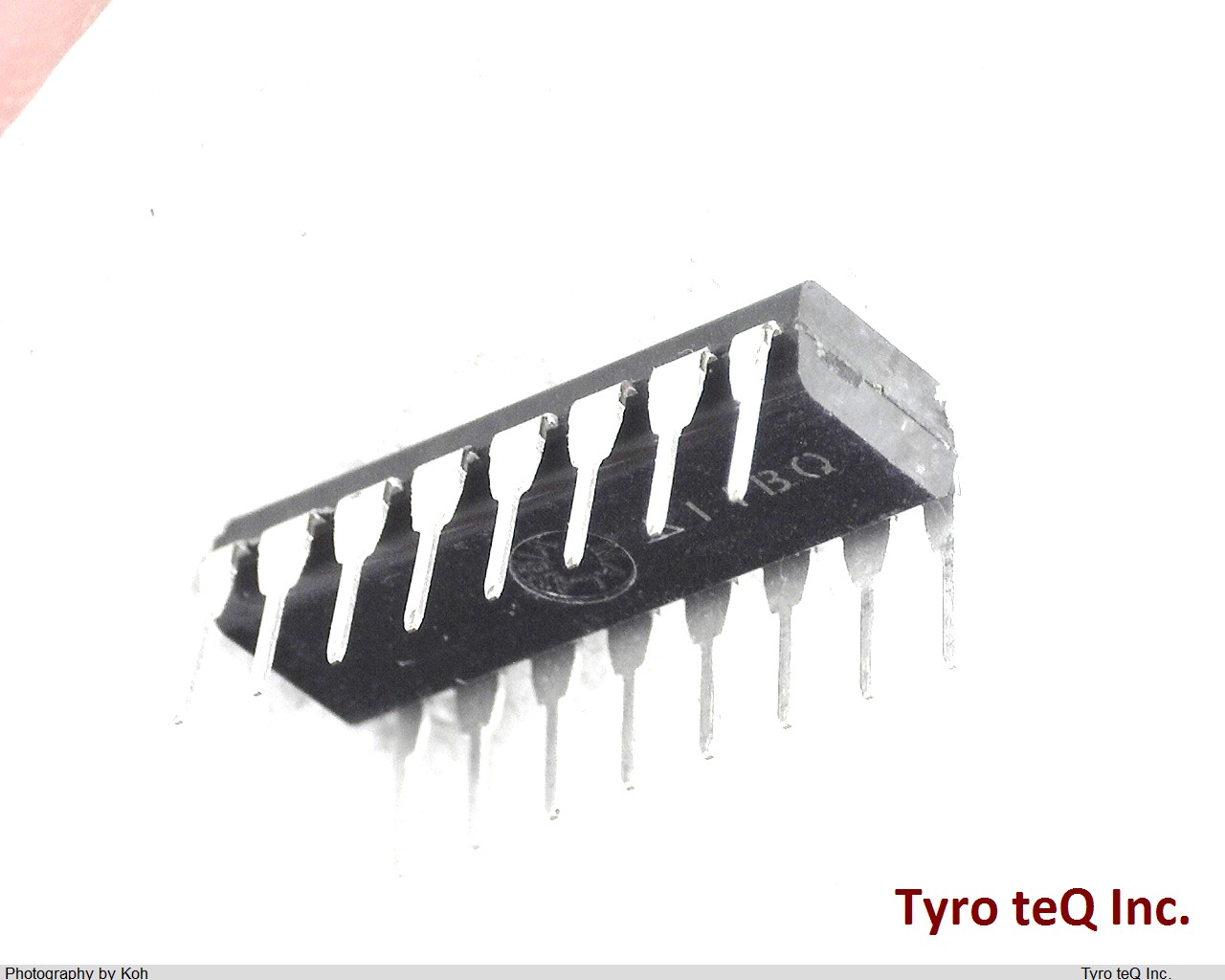 MC14008BCP