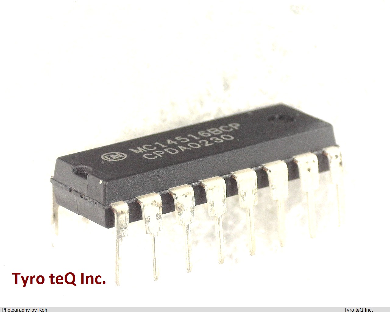 MC14516BCP