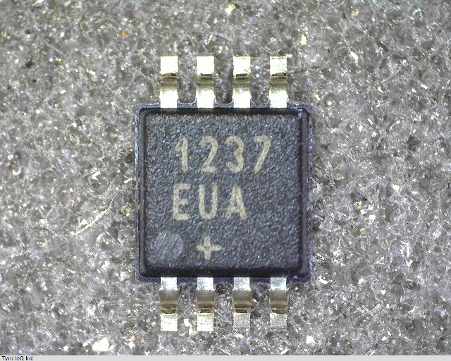 MAX1237EUA