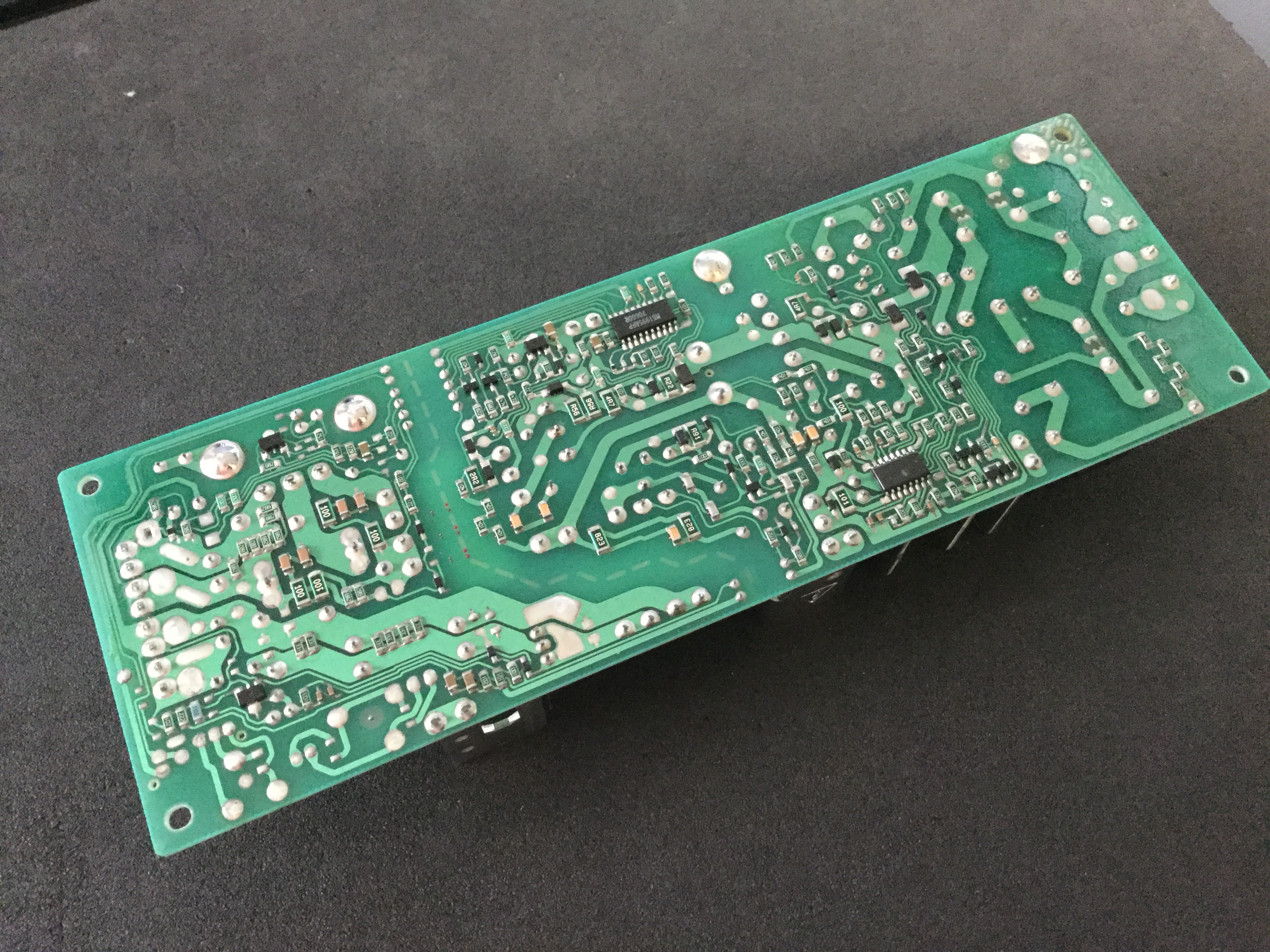 LEB100F-0524 Y