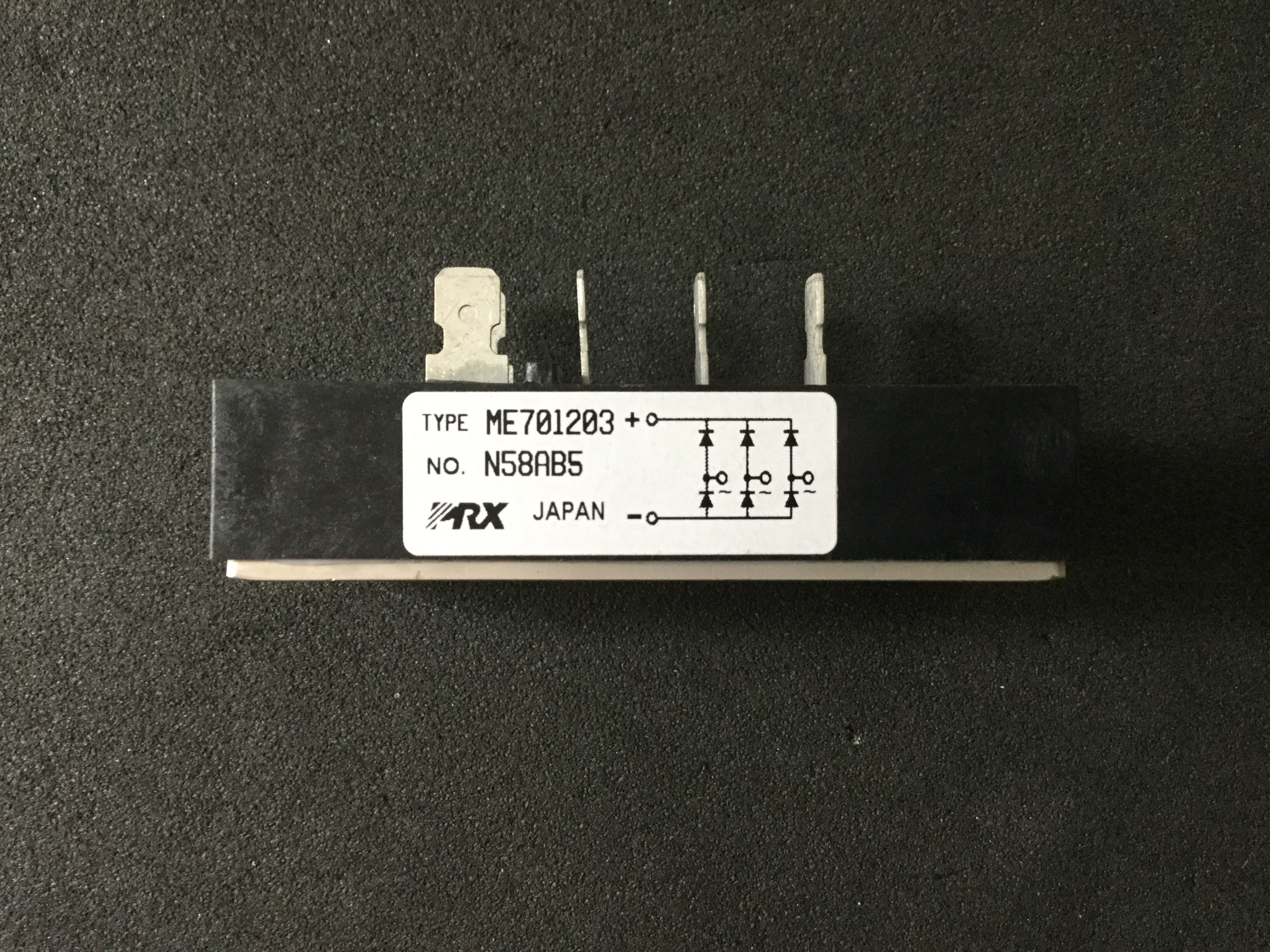 ME701203
