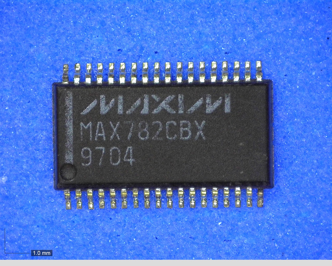 MAX782CBX