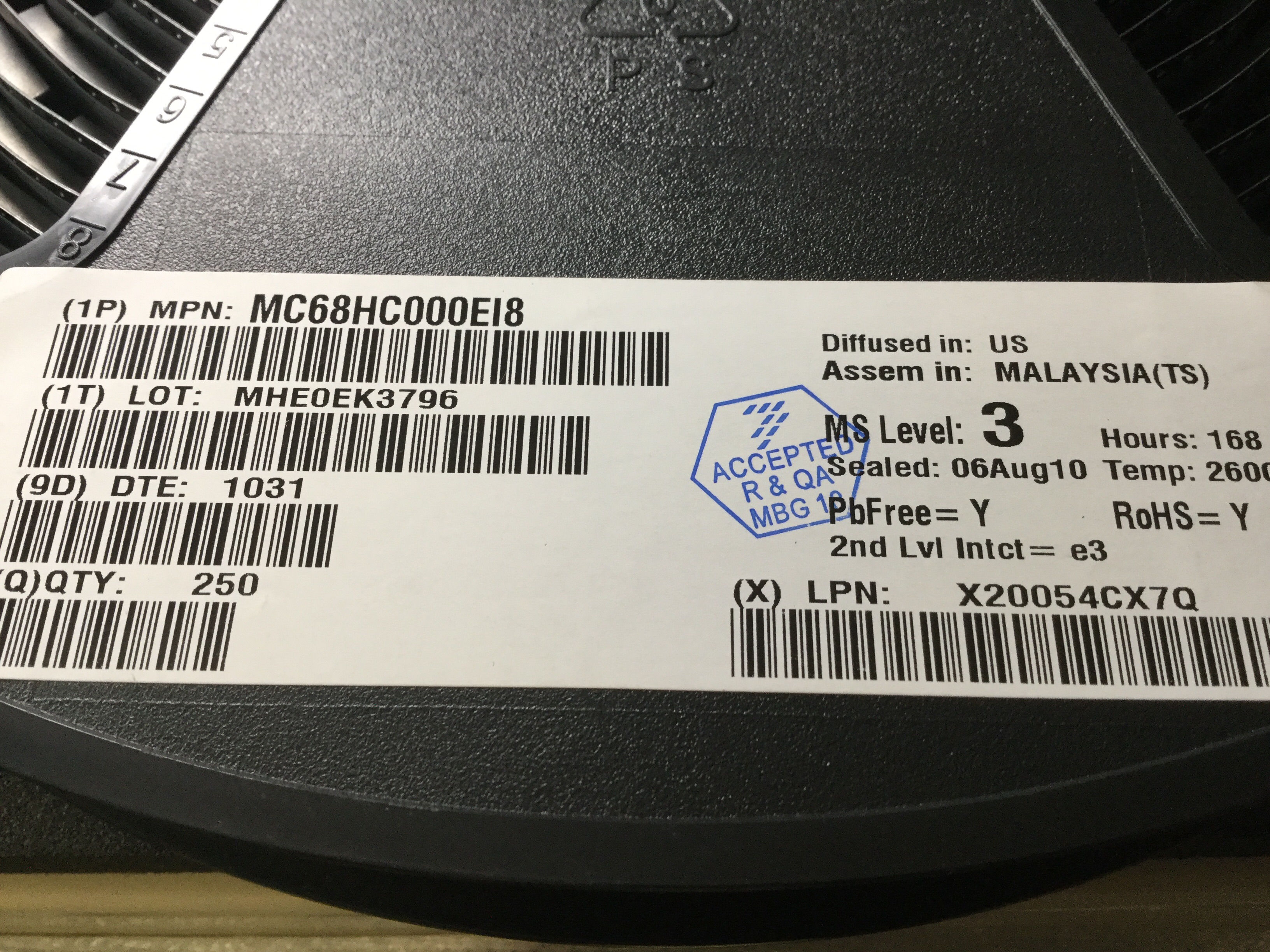 MC68HC000EI8