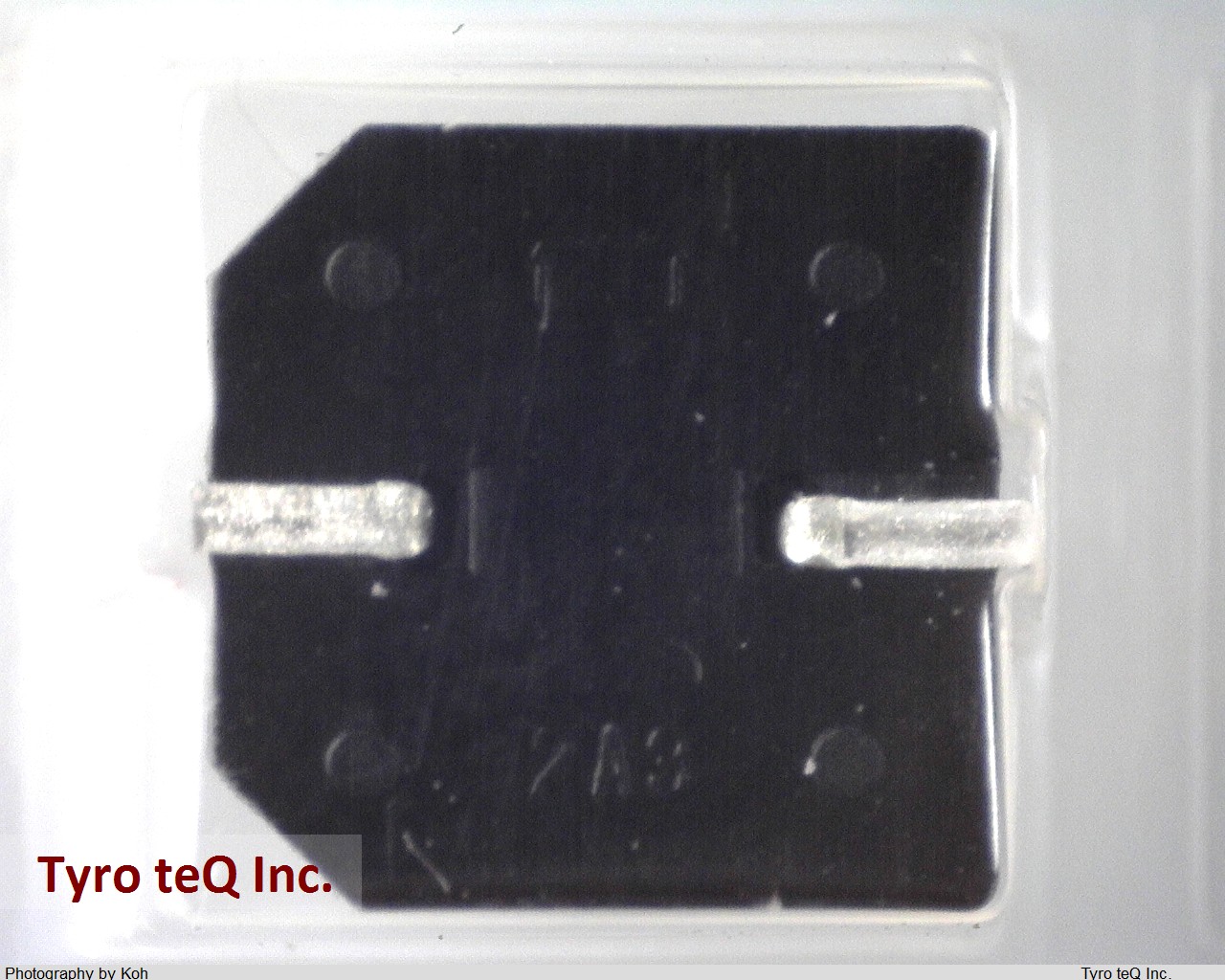 MVL35VC220MJ10