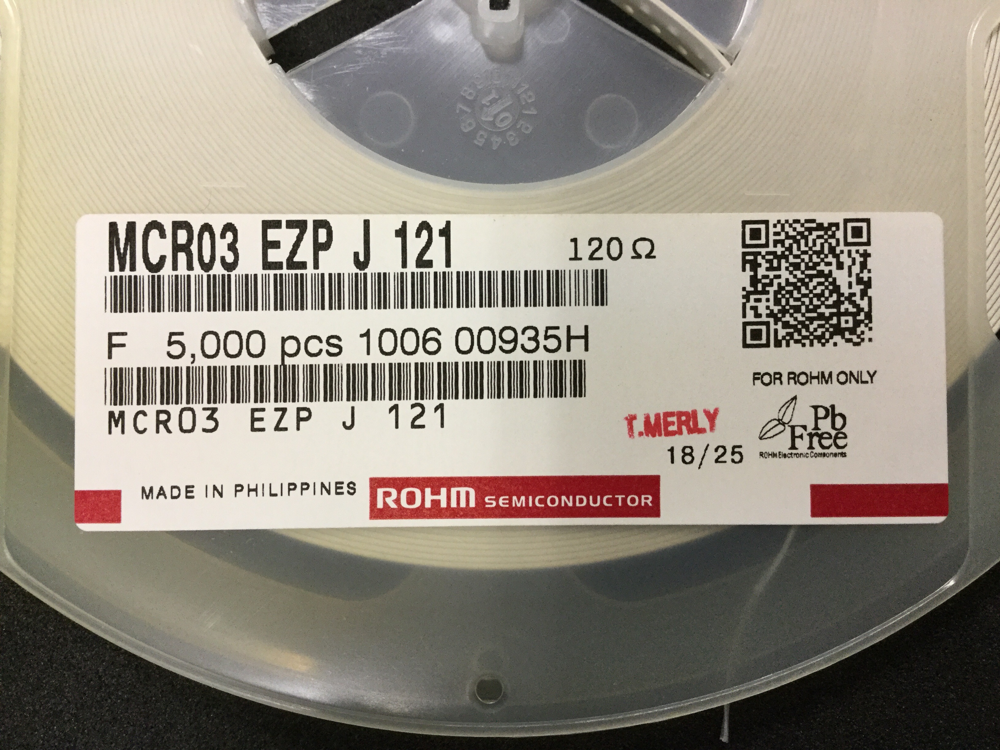 MCR03EZPJ121