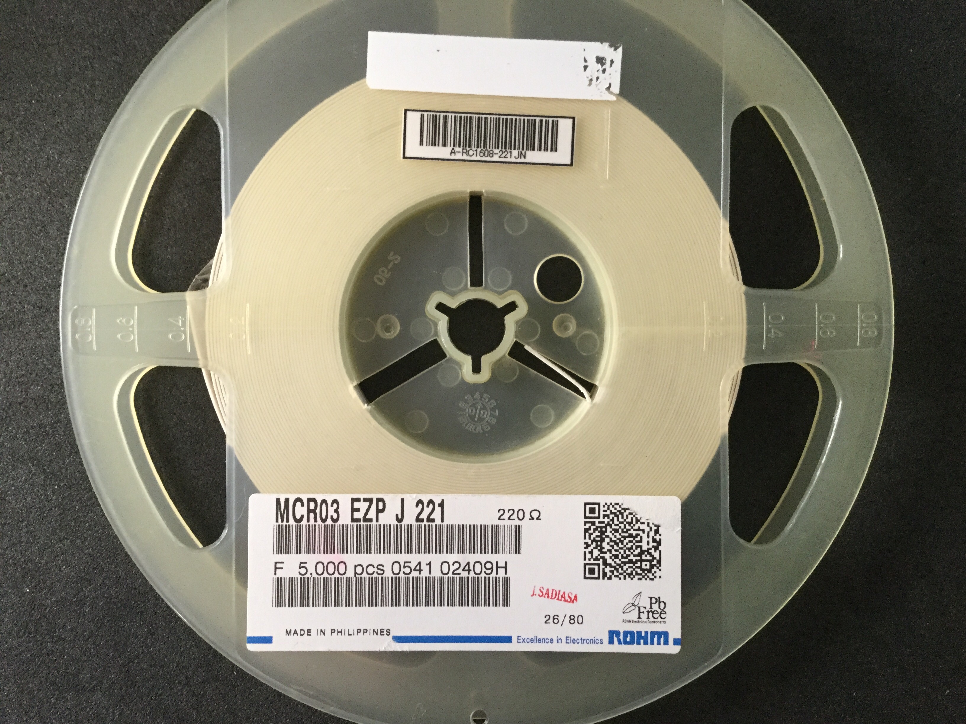 MCR03EZPJ221