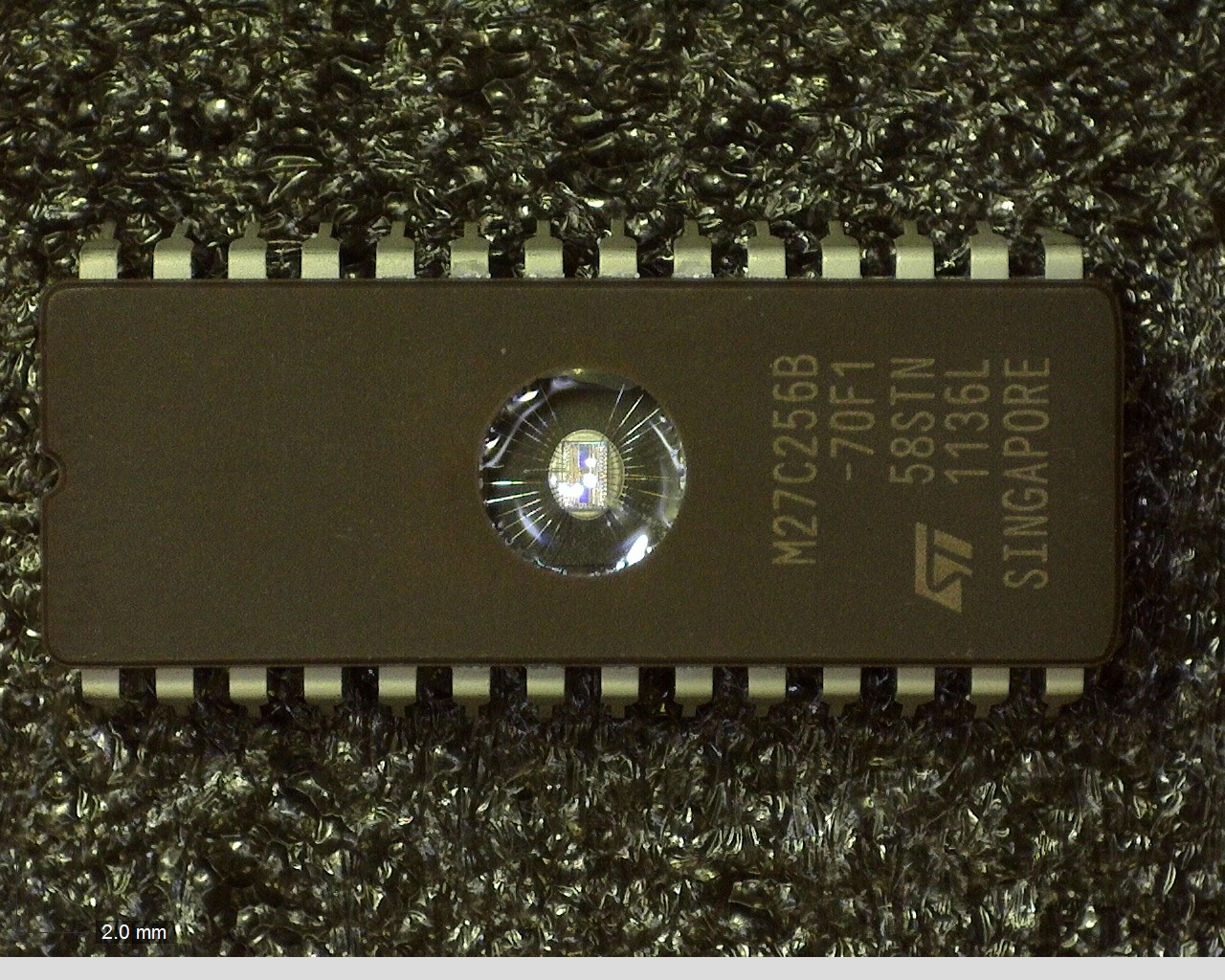 M27C256B-70F1