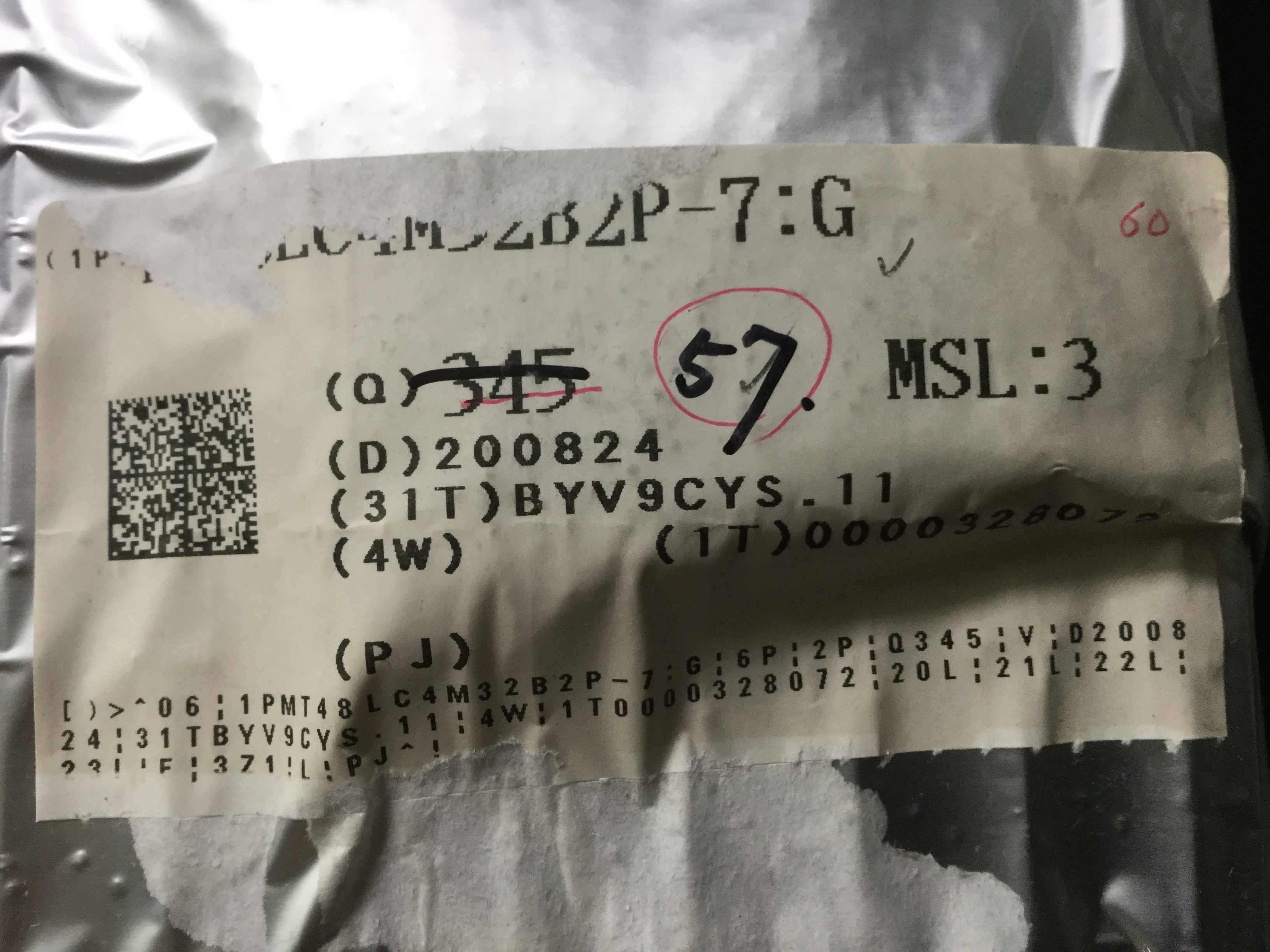 MT48LC4M32B2P-7:G