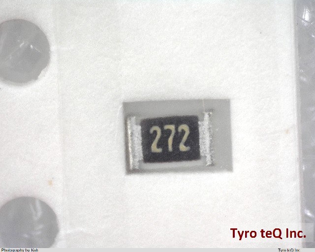 MCR10EZPJ272