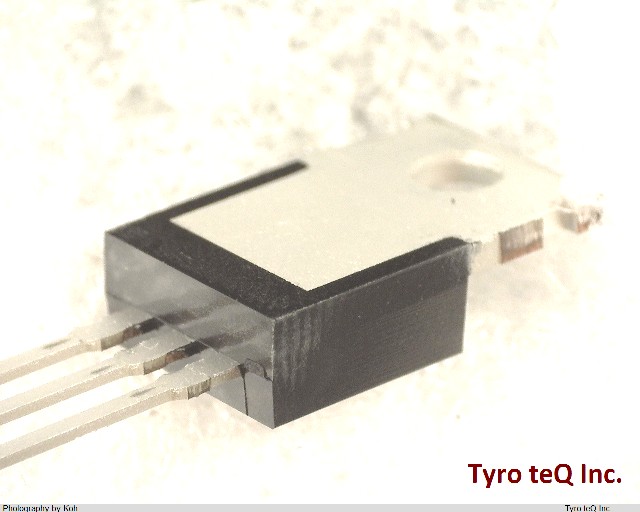MC78T12CT