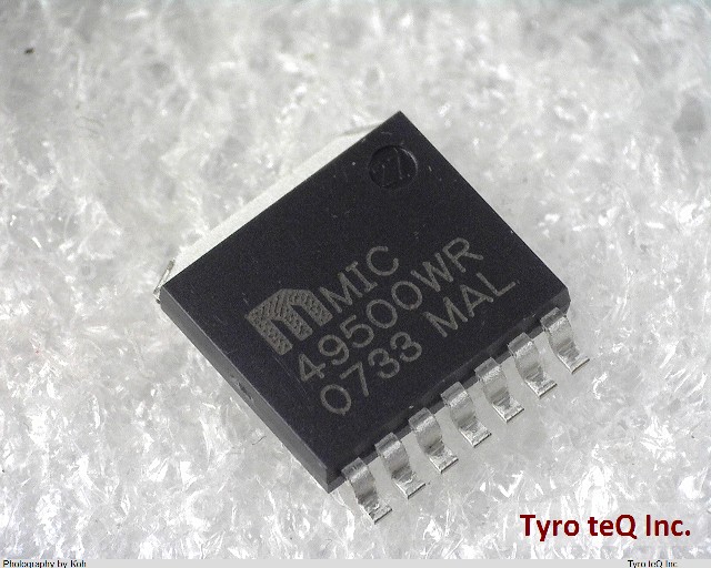 MIC49500WR