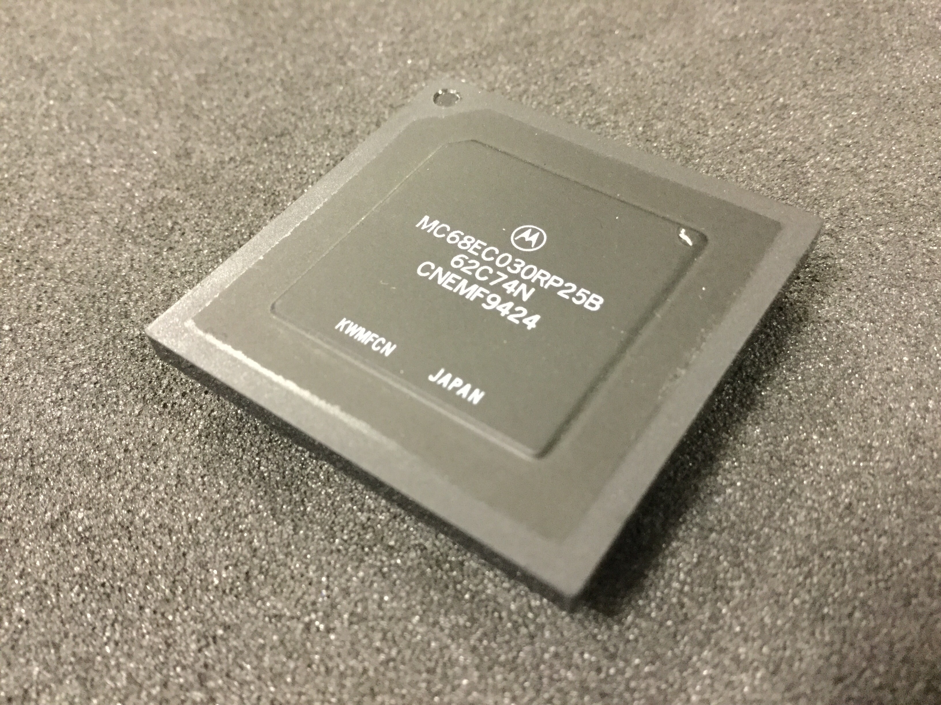 MC68EC030RP25B
