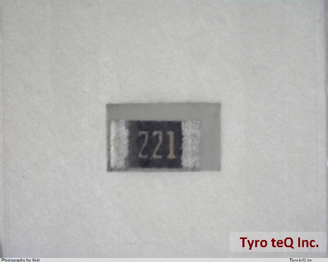 MCR03EZPJ221