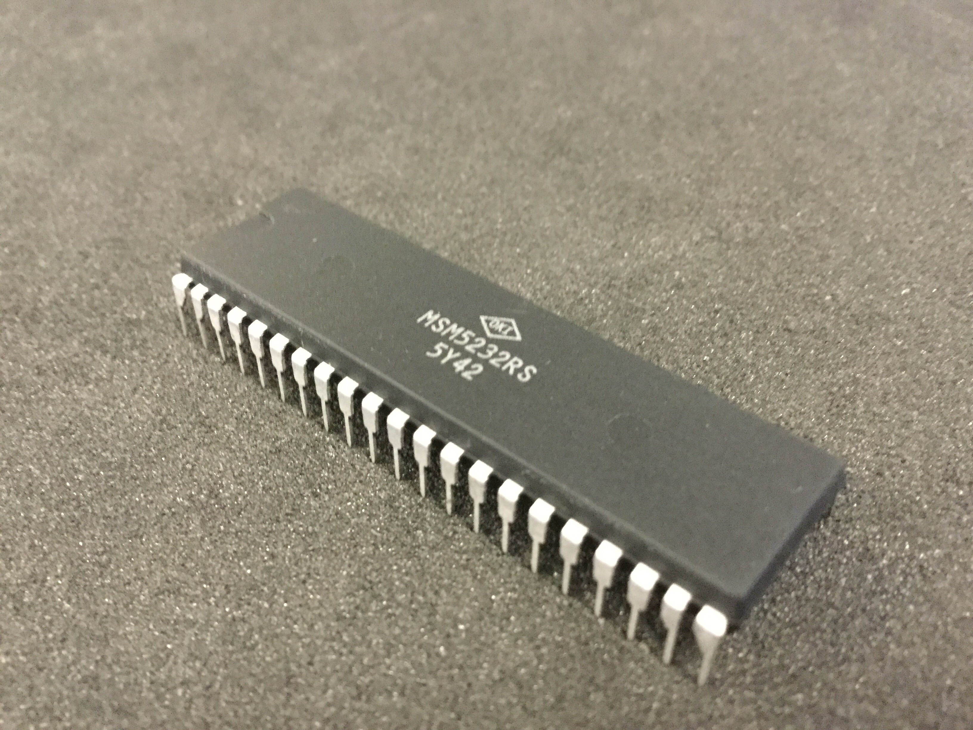 MSM5232RS