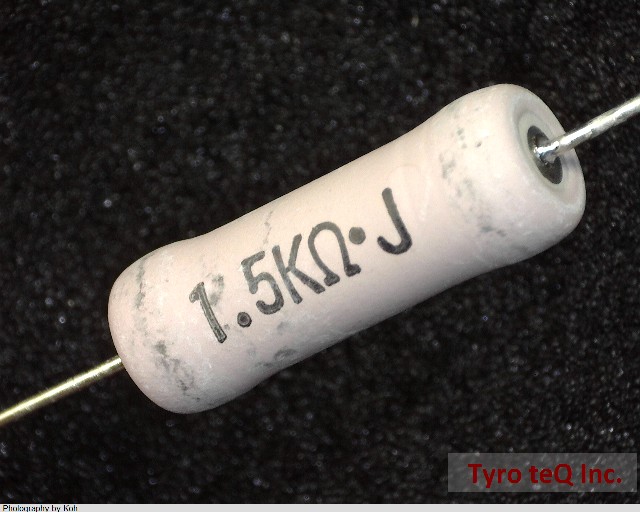 MOS5C152J
