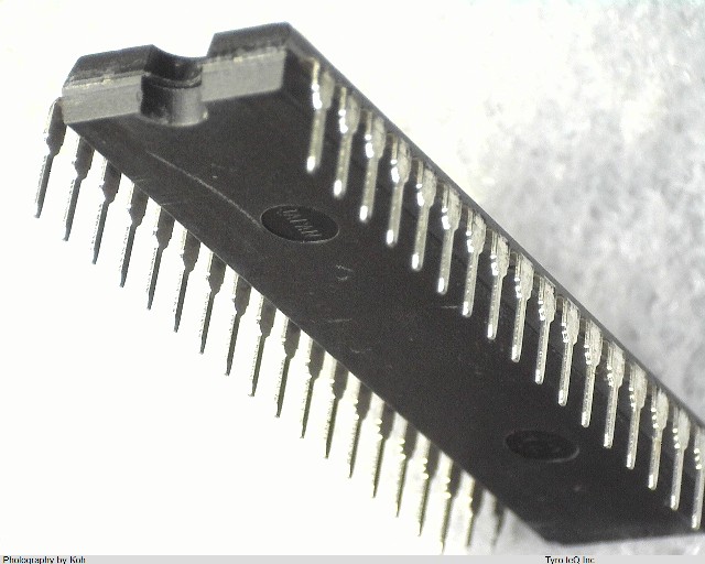 M5L8279P-5
