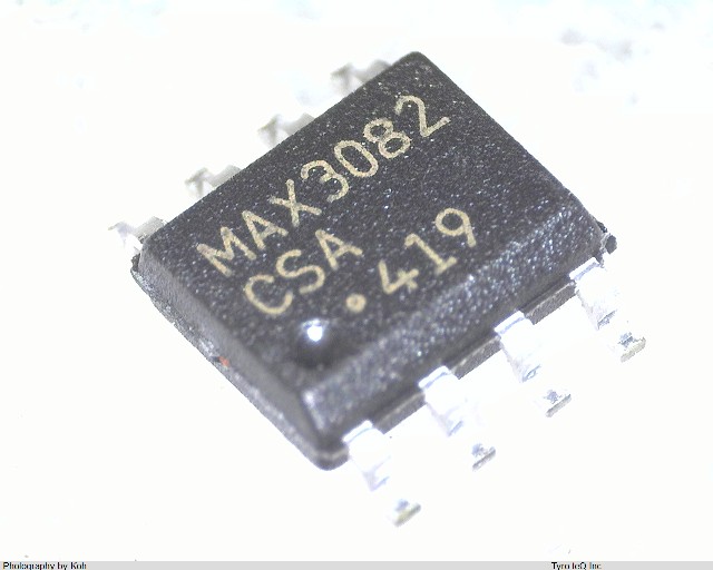 MAX3082CSA