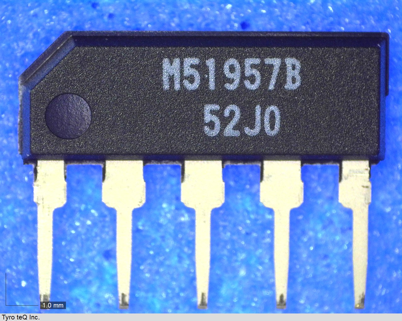 M51957BL#TF0J