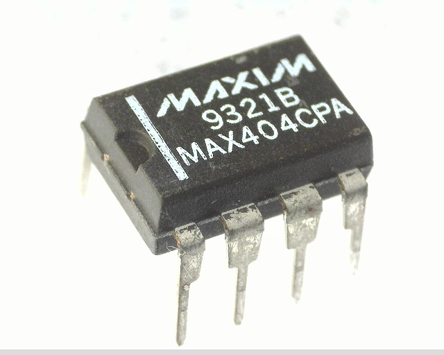 MAX404CPA