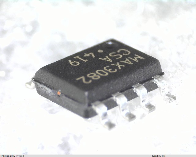 MAX3082CSA