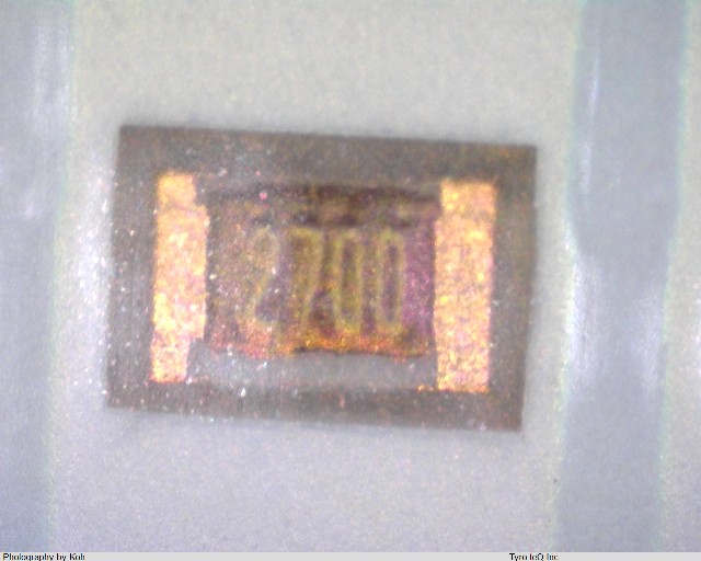 MCR10EZHF2700